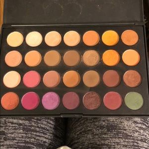 The first Jaclyn Hill Morphe palette